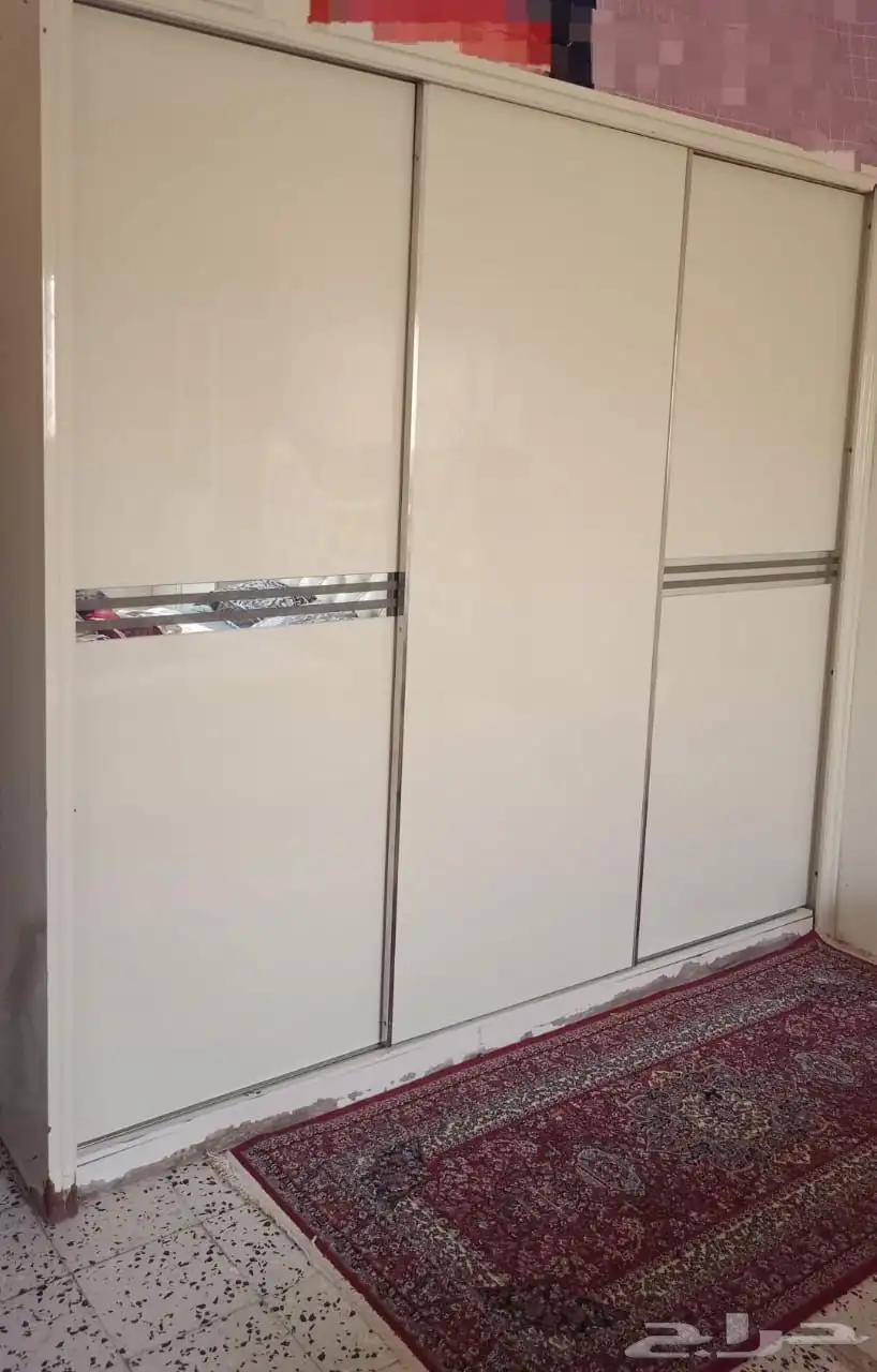غرفه نوم نضيفه على السوم 1