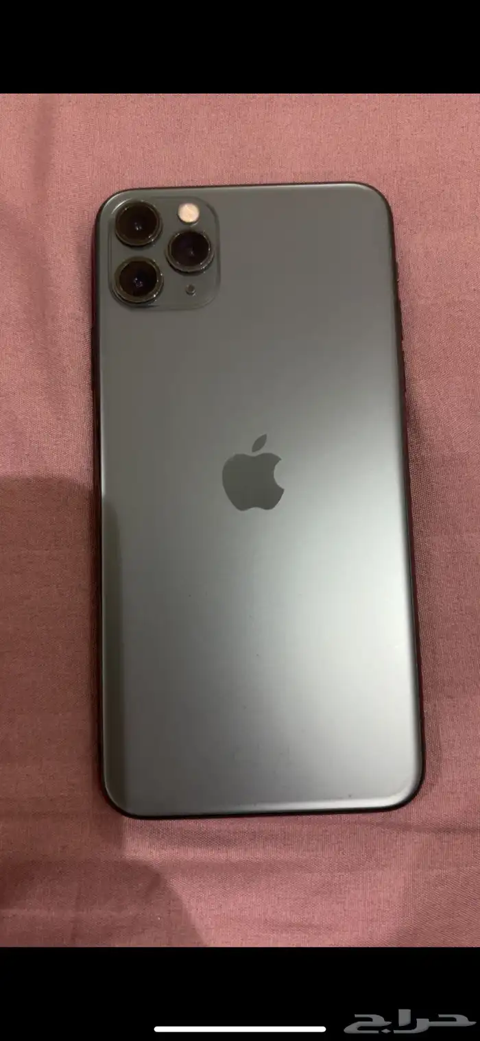 ايفون 11 برو ماكس نظيف استعمال خفيف 0