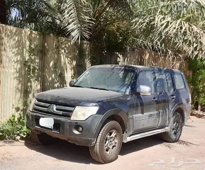 باجيرو اسود مكينة 3000 موديل 2008 2