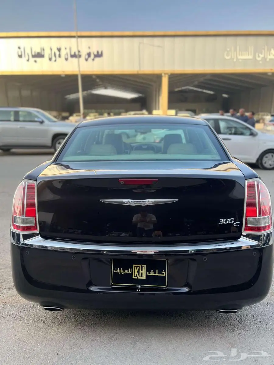 كرايزلر C300 موديل 2013 - معرض خلف للسيارات 7