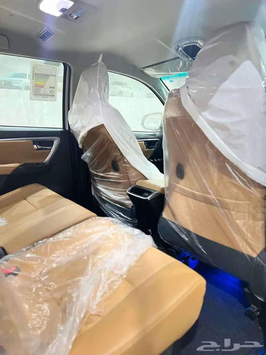 فورشنر بنزين 6سرندل VX1 2025 ويتوفر VX3 13