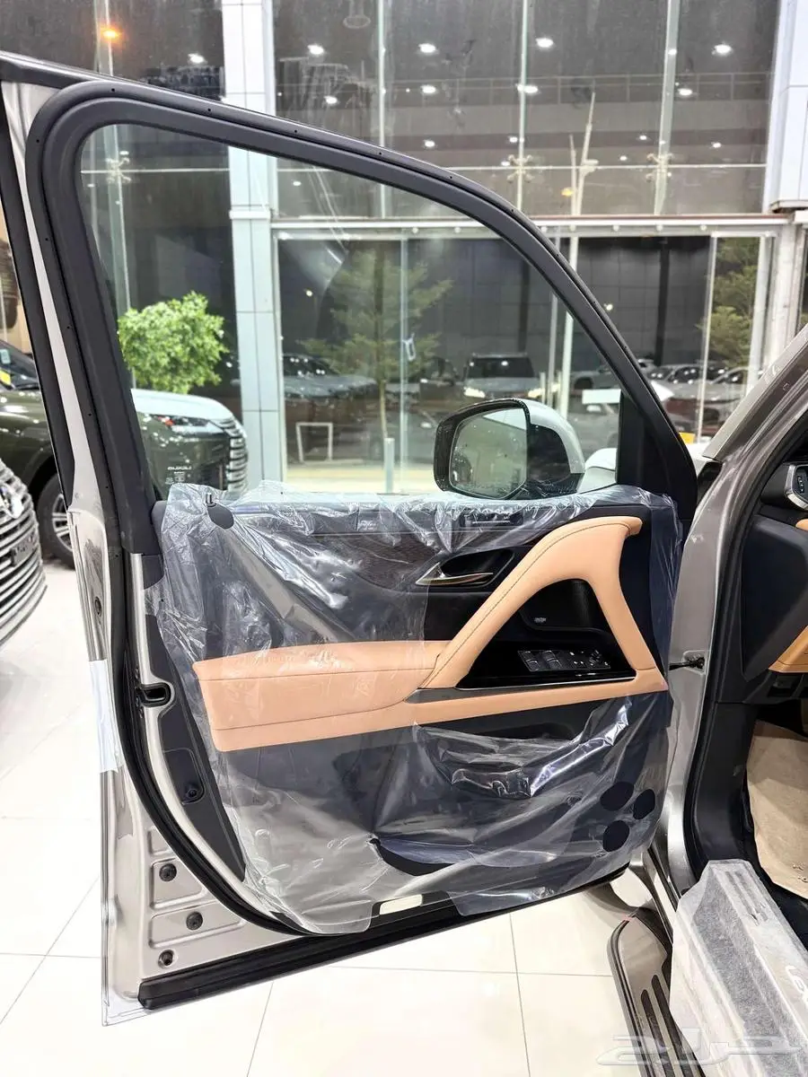 لكزس ( LX 600 BB ) موديل 2025 أقل الأسعار 18