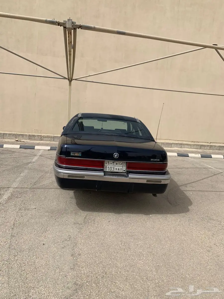 بيوك 1993 5