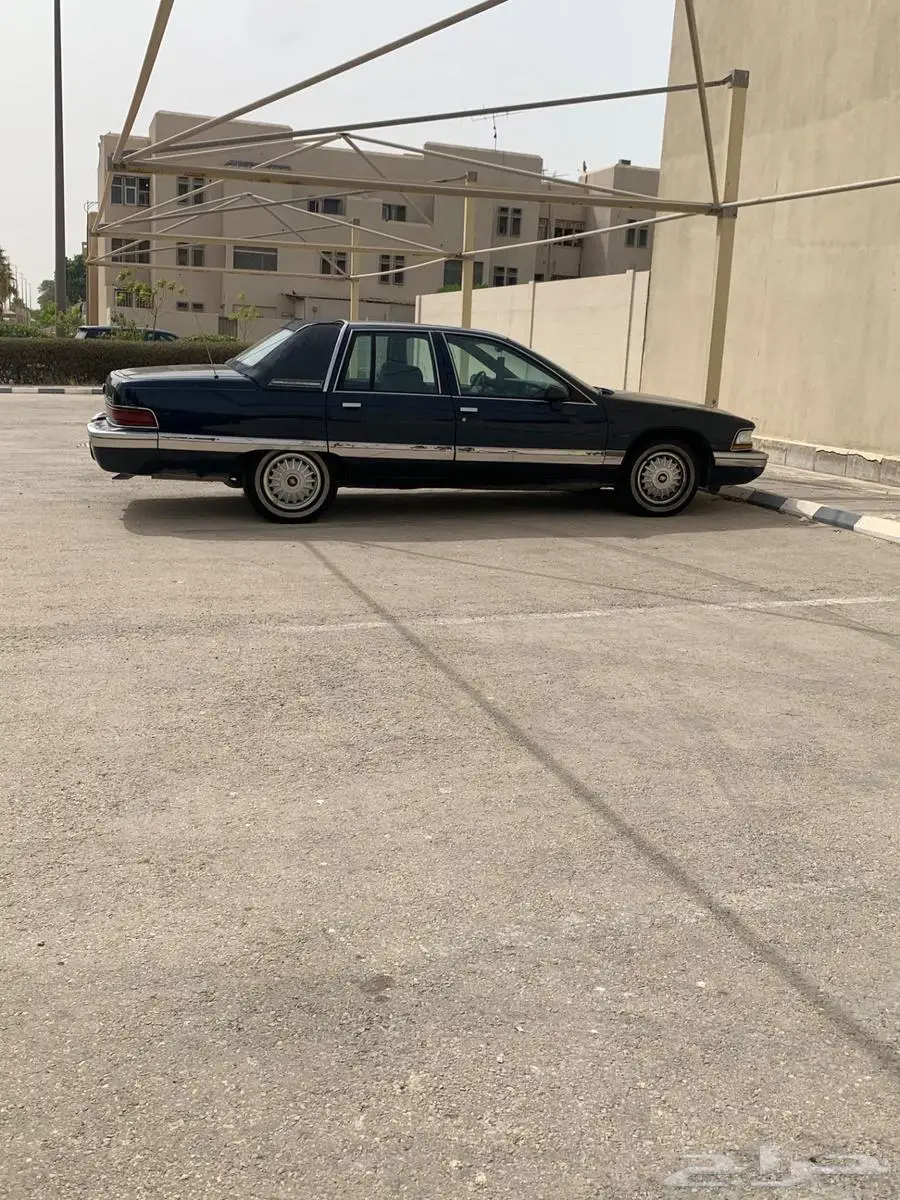 بيوك 1993 16