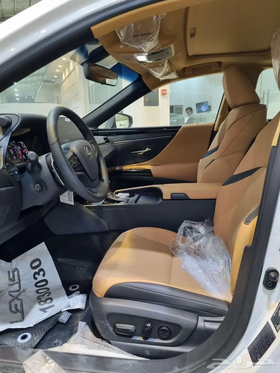 لكزس es350 ستاندر 2025 7