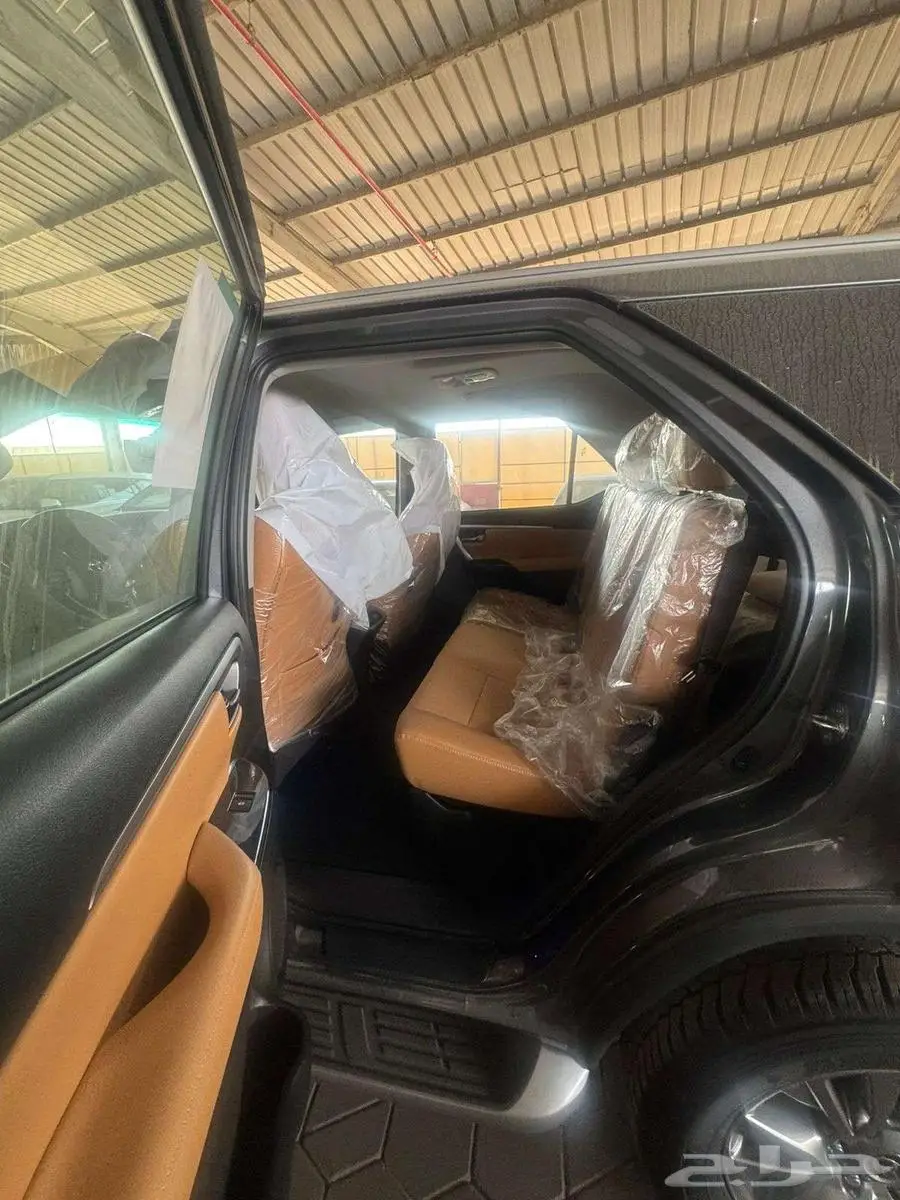 تويوتا فورتشنير VX3S موديل 2025 5