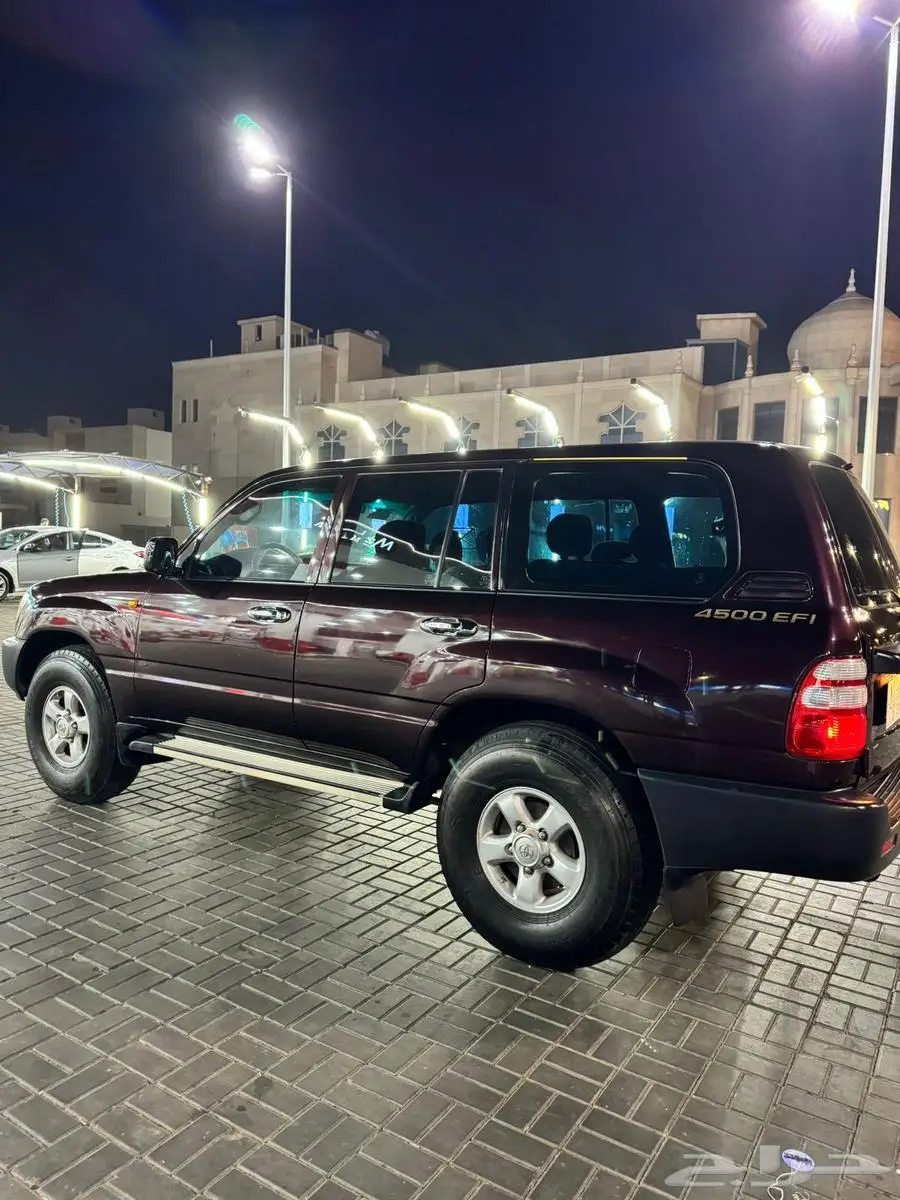 لاندكروزر 2003 G 4
