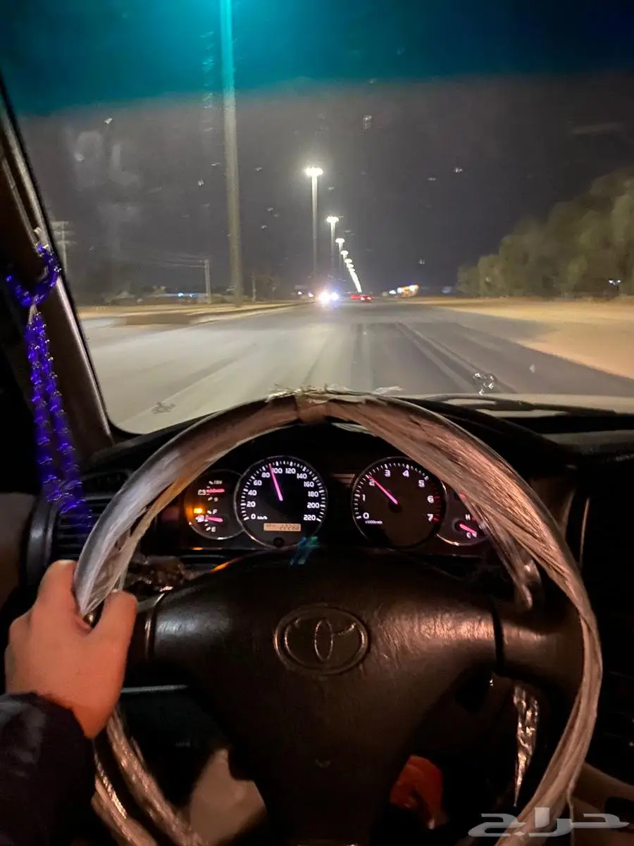 لاندكروزر 2003 G 3