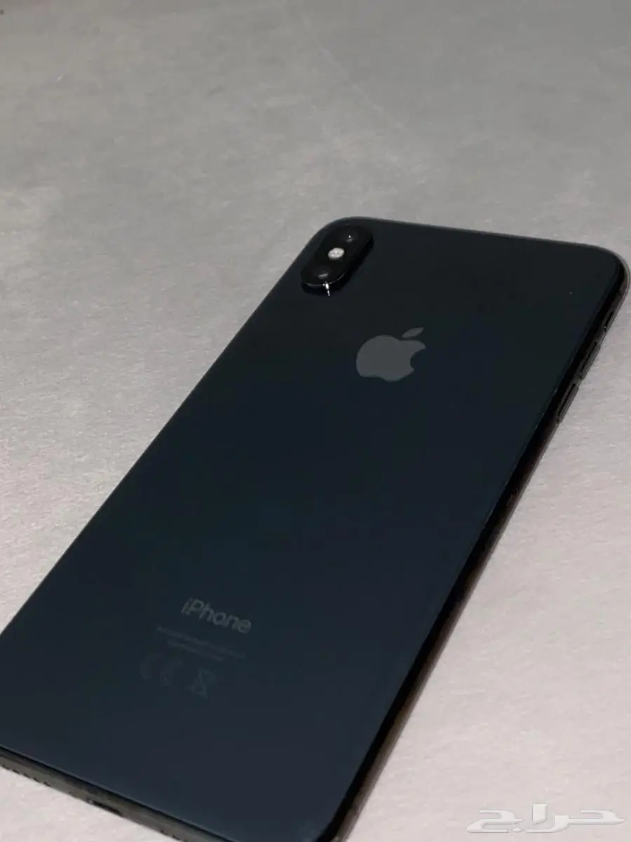 ايفون xs max 8