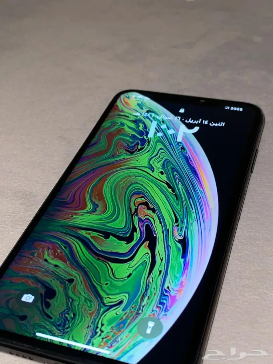 ايفون xs max 4