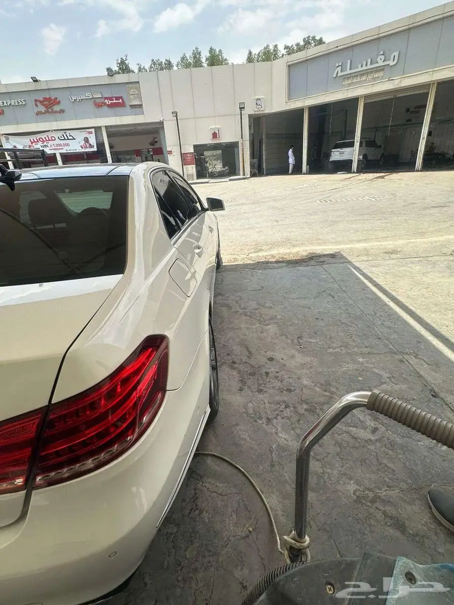 مرسيدس جفالي 2014 E300 ممشى قليل مالك ثانى 5