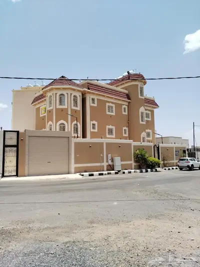 للبيع فيلا في المحالة - حي الغدير 2
