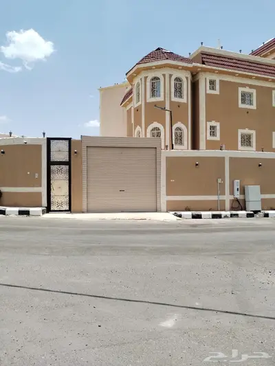 للبيع فيلا في المحالة - حي الغدير 3