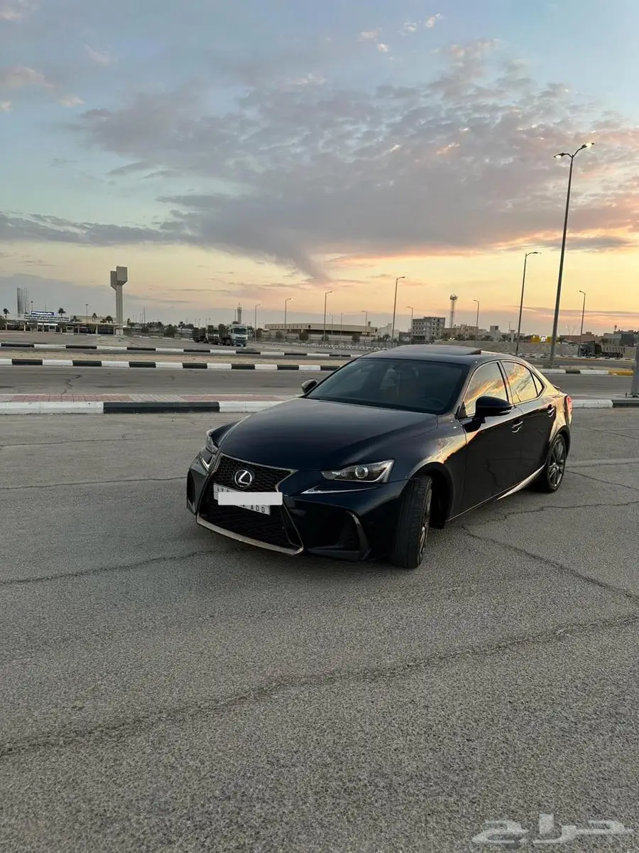 لكزس is 2017 f200 سعودي 5