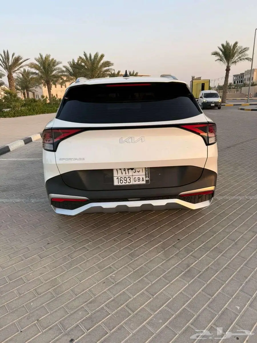 كيا سبورتاج 2022 فل ديزل المكينه 2000 استخدام شخصي للبيع 5
