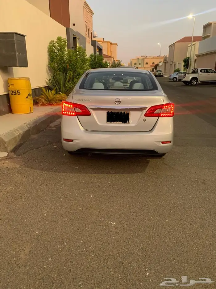 نيسان سنترا 2014 3