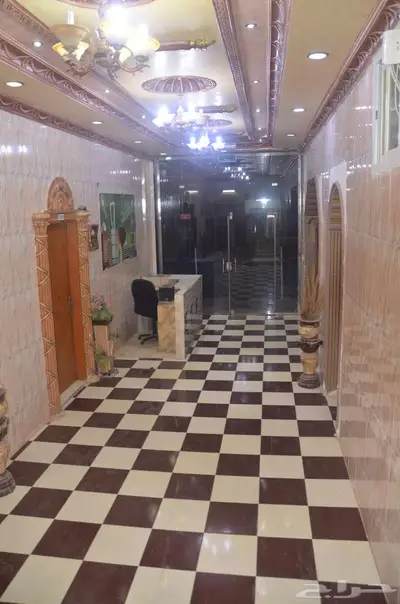 غرفتين وصاله مفروشه للايجار الشهري في العزيزية شارع الشباب 5