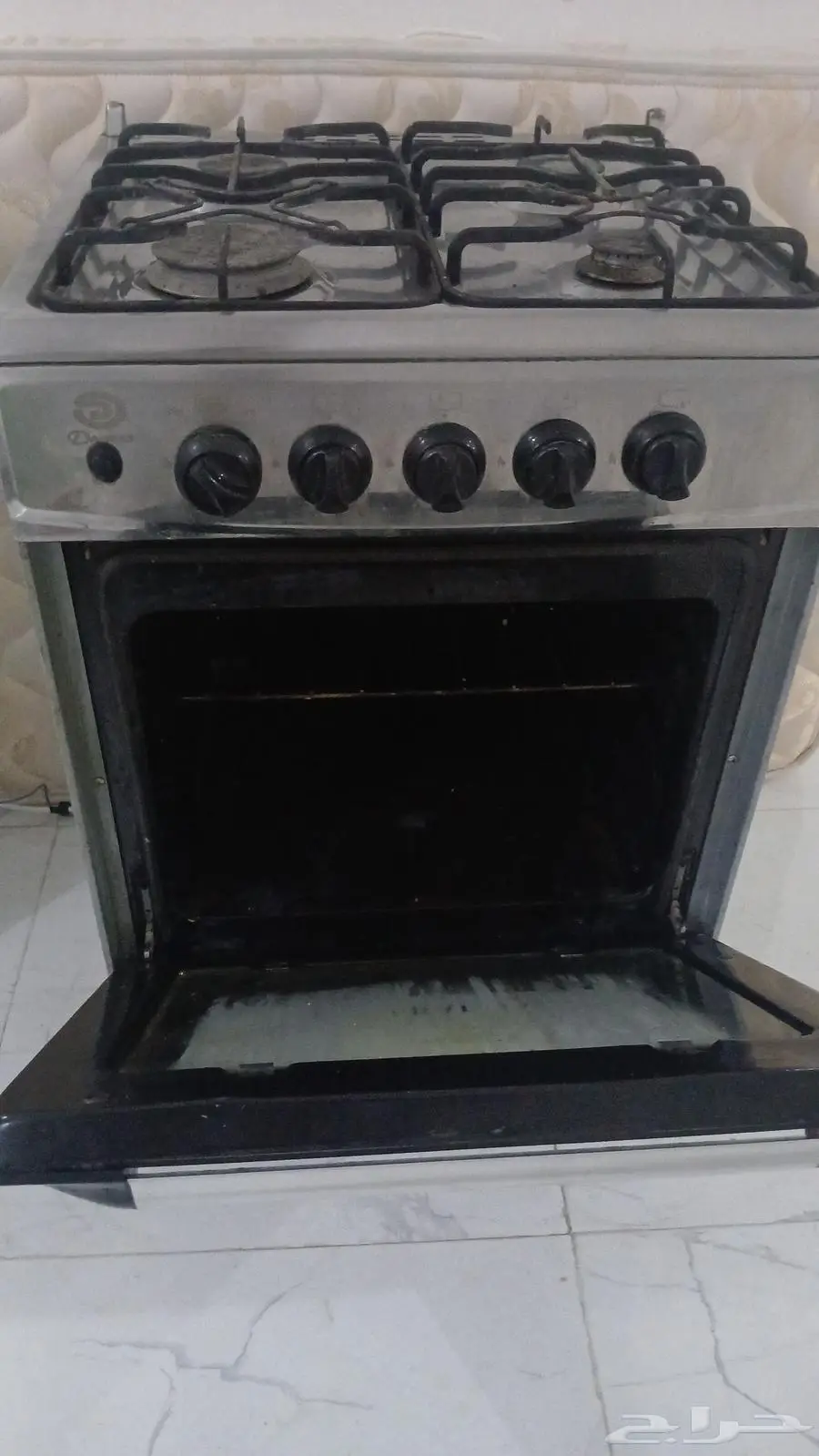 للبيع غساله 5 ك و ثلاجه 13 9قدم ومكيف شباك الزامل طن ونص 5