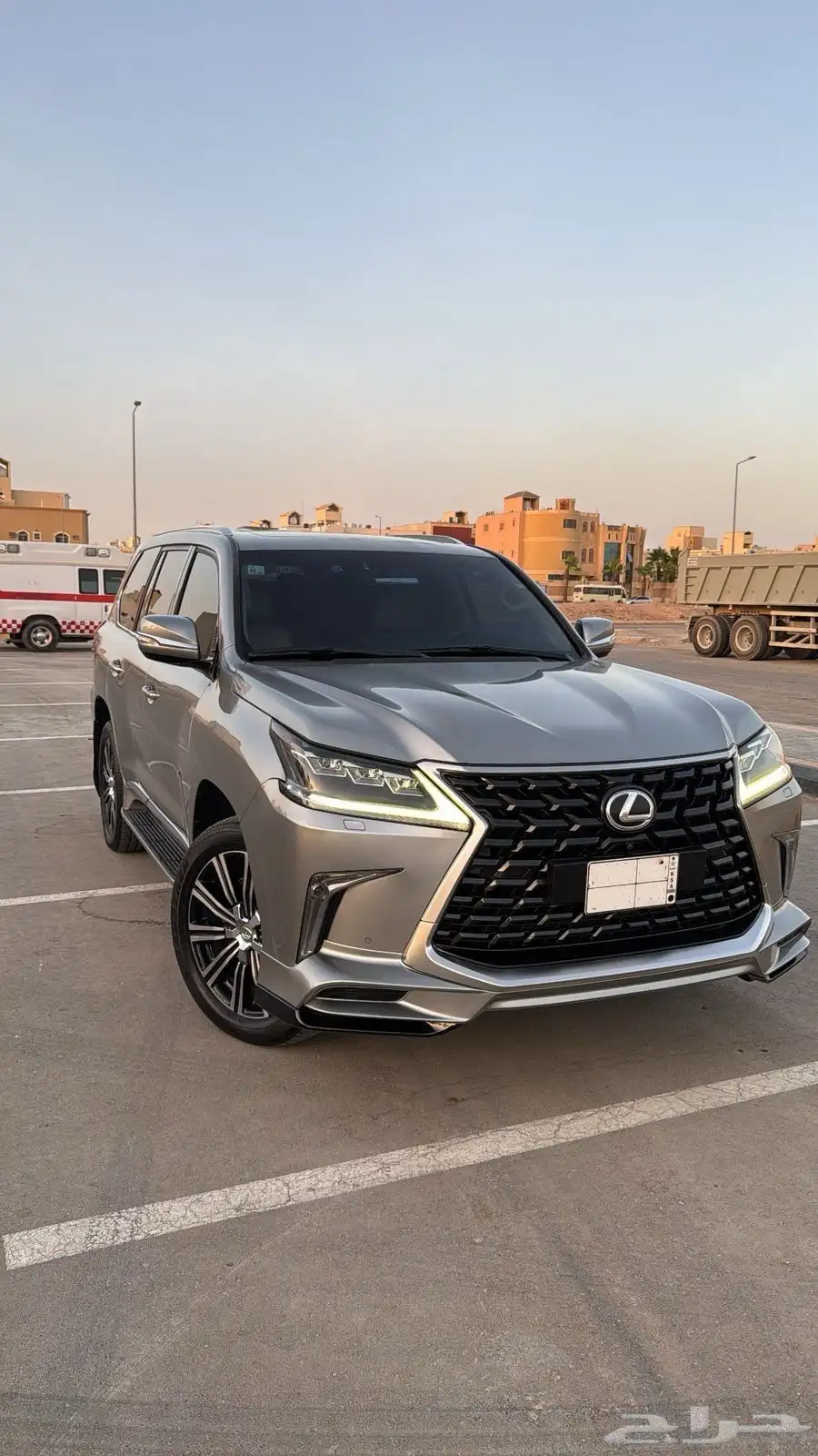 جيب لكزس 2016 . LX570 3
