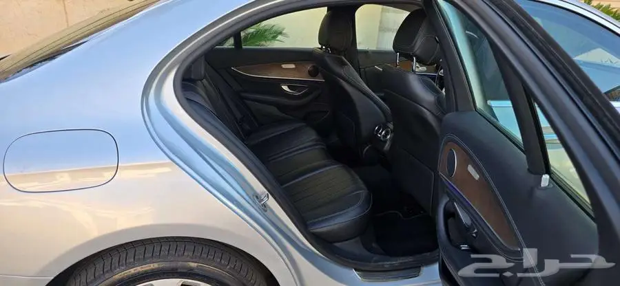 مرسيدس E220d ديزل 2019 شبه جديدة ب 88 الف ريال 7