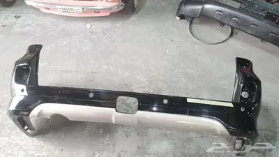 صدام خلفي لاند كروزر موديل 2009 0