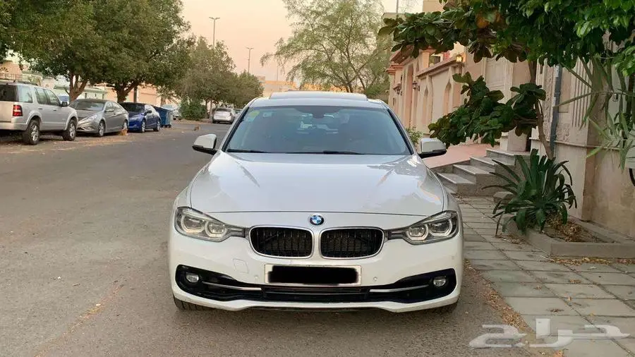 بي ام دبليو 318 موديل 2018 مالك اول 4