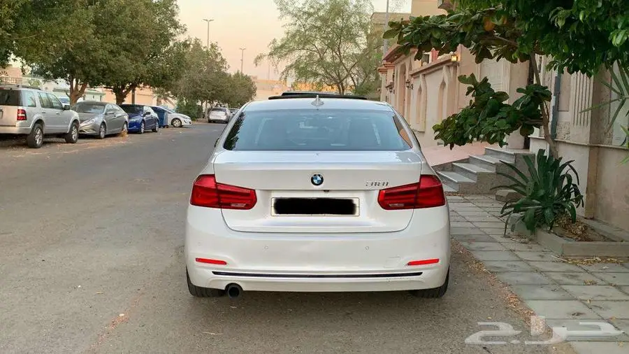 بي ام دبليو 318 موديل 2018 مالك اول 5