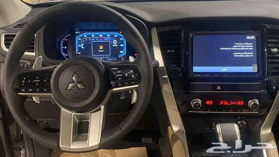 ميتسوبيشي مونتيرو نص فل موديل 2025 بنزين 5