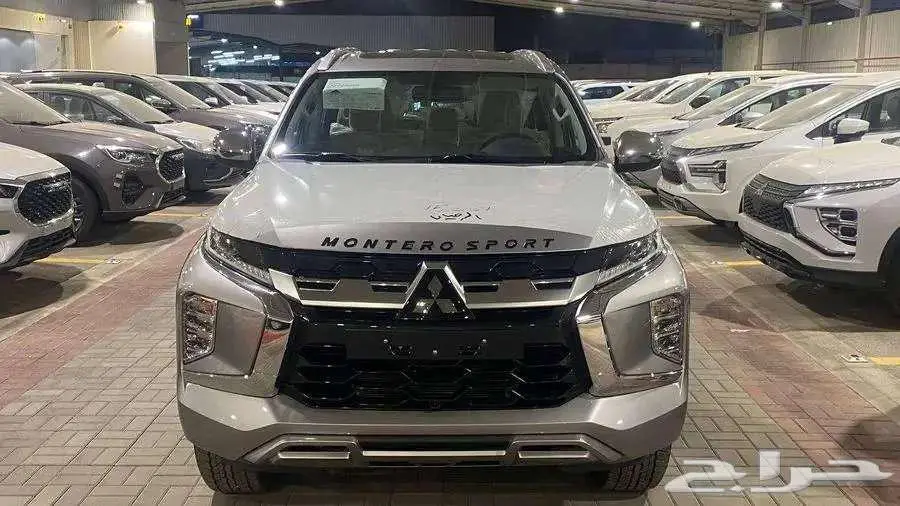 ميتسوبيشي مونتيرو نص فل موديل 2025 بنزين 0