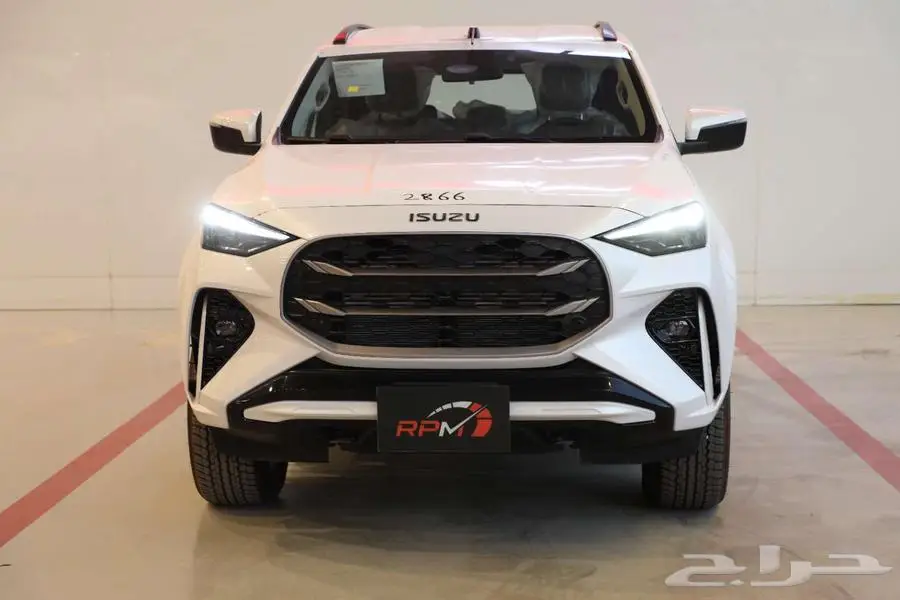 ايسوزو فل MUX 2025 دبل الان لدي RPM 0