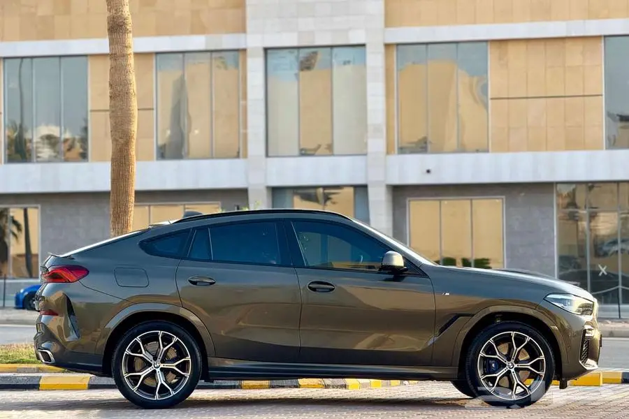 BMW X6 M KIT 2021 زيتي سعودي 2