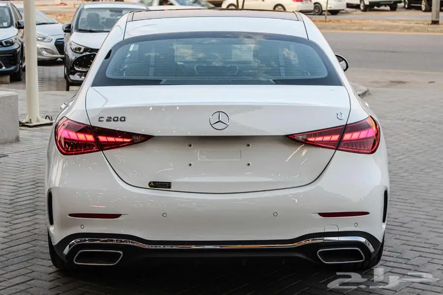 مرسيدس C200 الجفالي 2023 عرض خاص 238.000 3