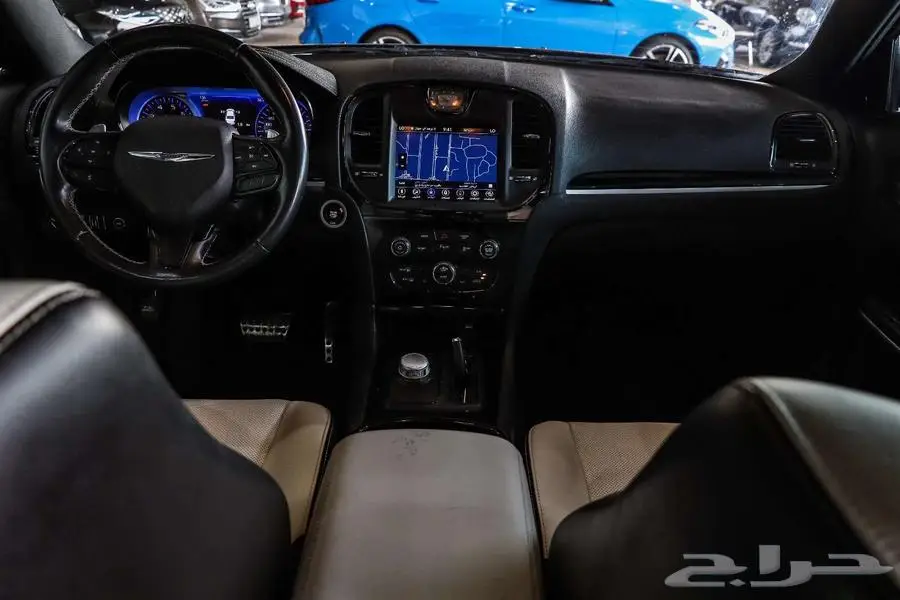 كرايزلر 300s 2020 14