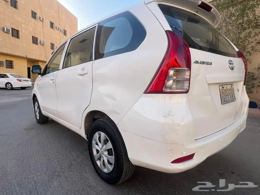 تويوتا أفانزا 2015 مالك أول 4