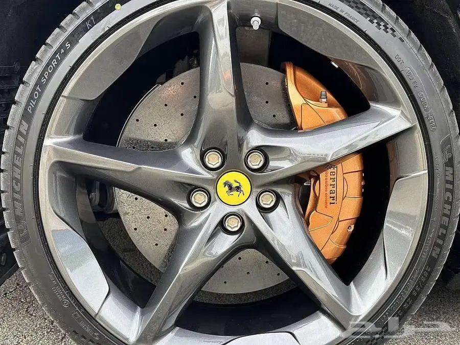 فيراري بورسانجي Ferrari Purosangue 30