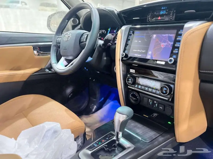فورشنر بنزين 6سرندل VX1 2025 ويتوفر VX3 14