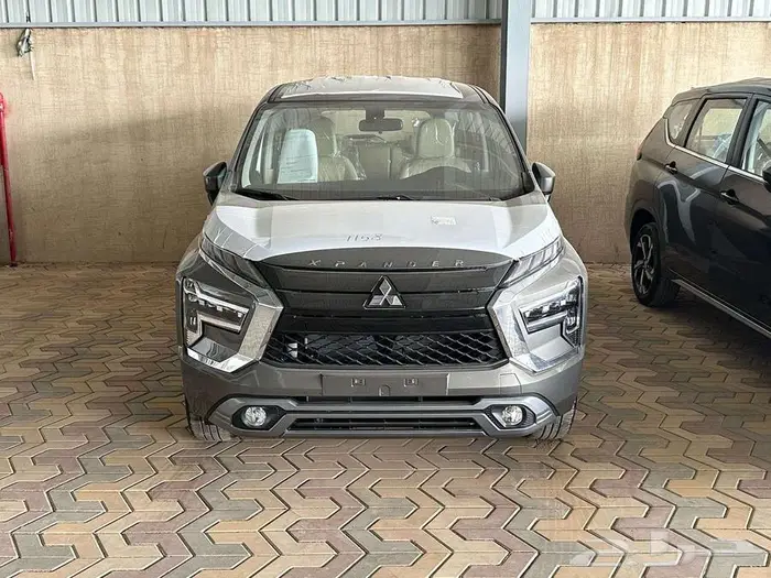 متيسوبيشى اكسباندر جنوط شاشه كاميرا 2025 3