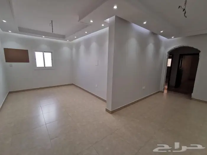 شقة للايجار بحي النعيم Apartment for rent in Naim Dist 0