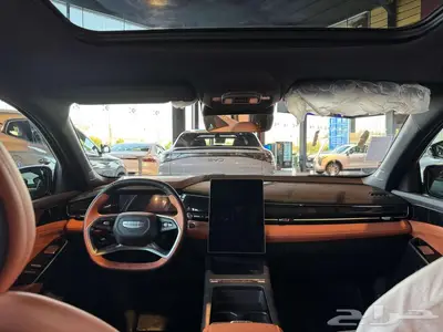 جيلي بريفيس 2025 5