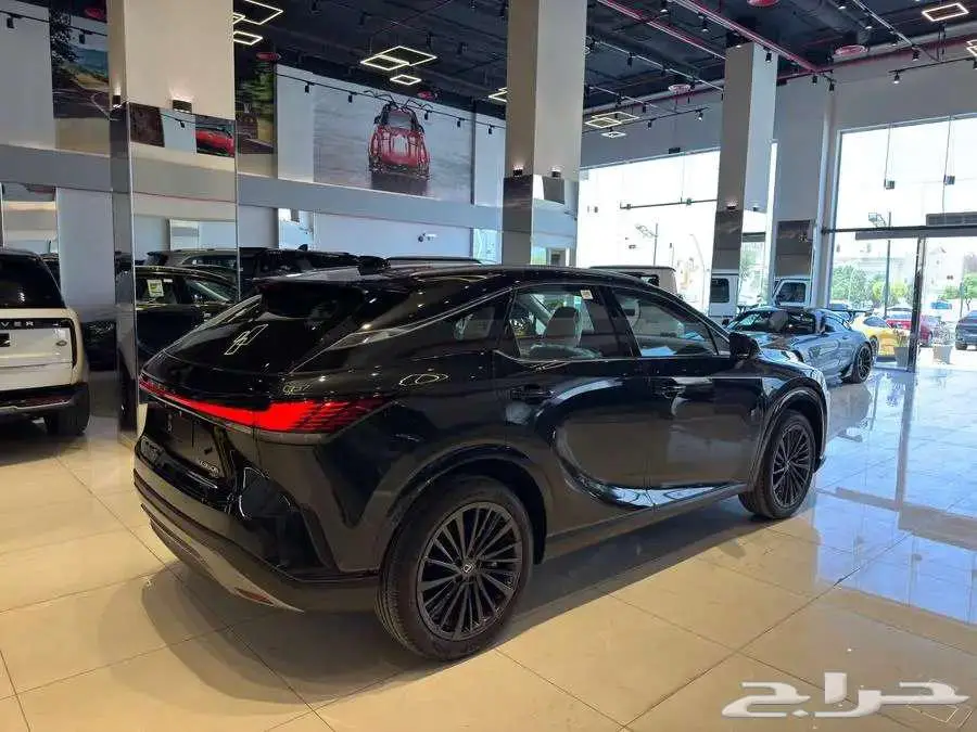 لكزس RX350h موديل 2025 4