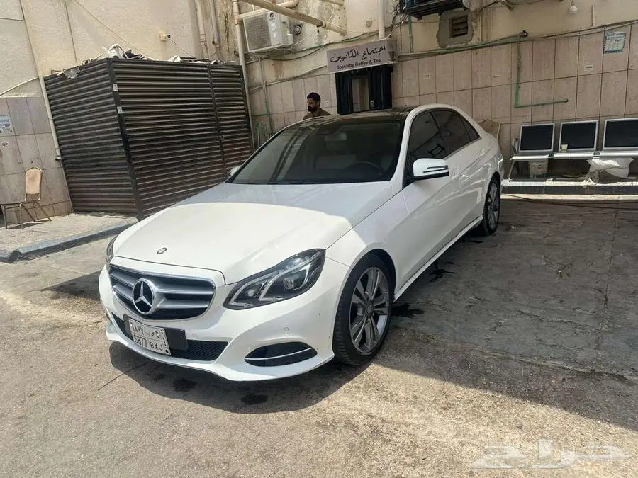 مرسيدس جفالي 2014 E300 ممشى قليل مالك ثانى 2