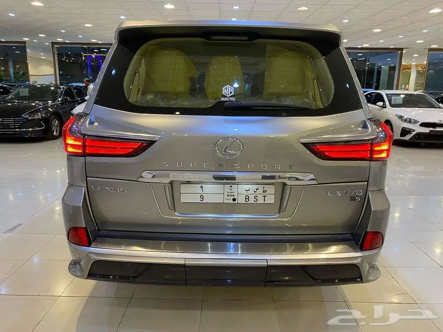 لكزس LX 2018 بنزين ( البيع بدون اللوحة ) 4