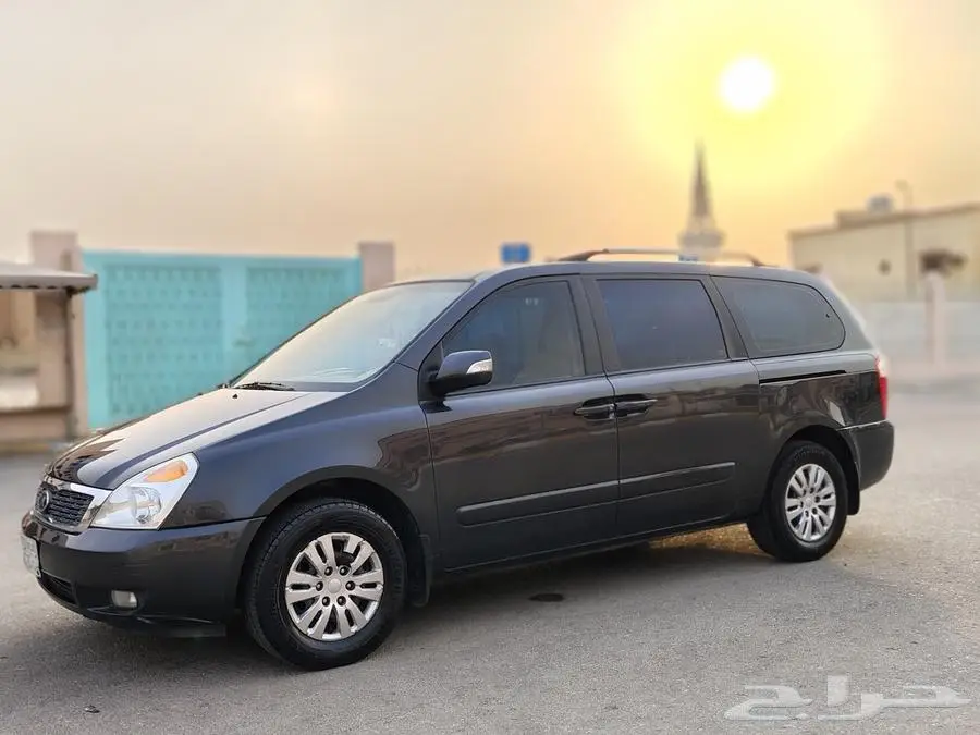 Kia carnival 2015 2