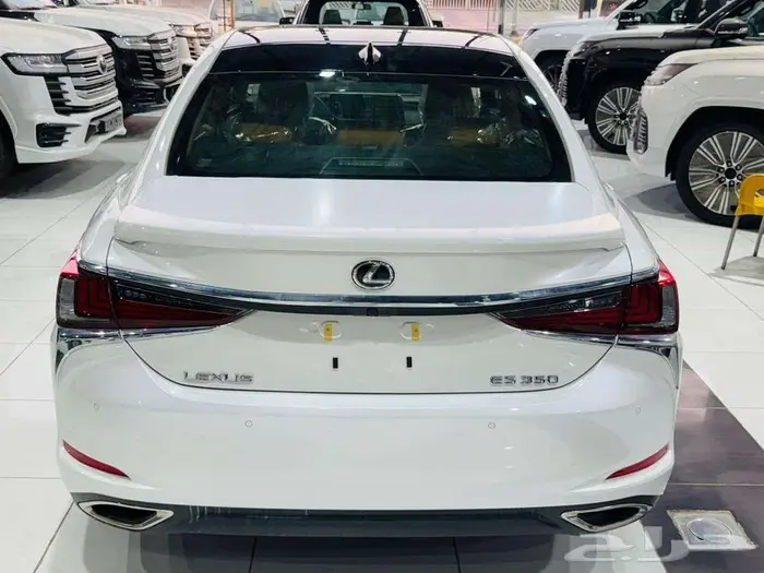 لكزس ES 350 CC بلس 2025 رادار اللون ابيض - اسود 5