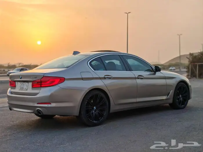 للبيع بي ام 520 11