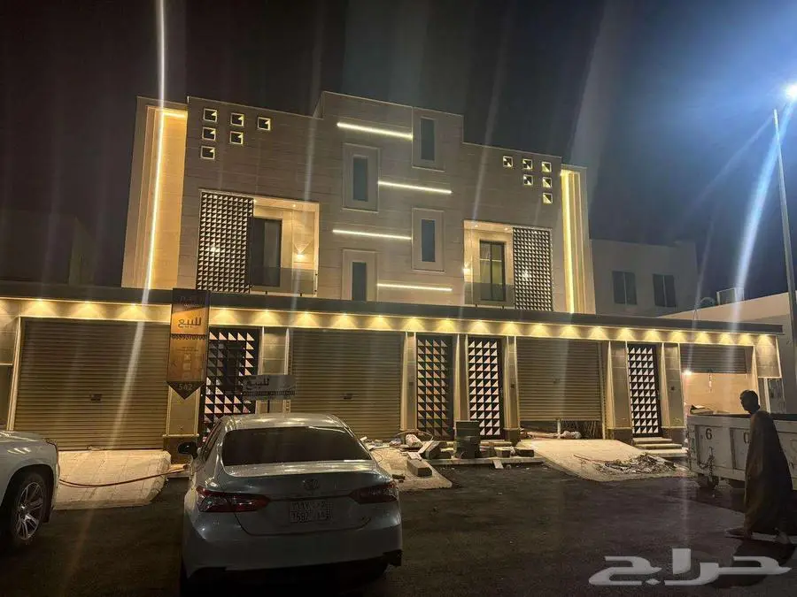 شقق فاخره حي الخزامى عل ارض زاويه 0