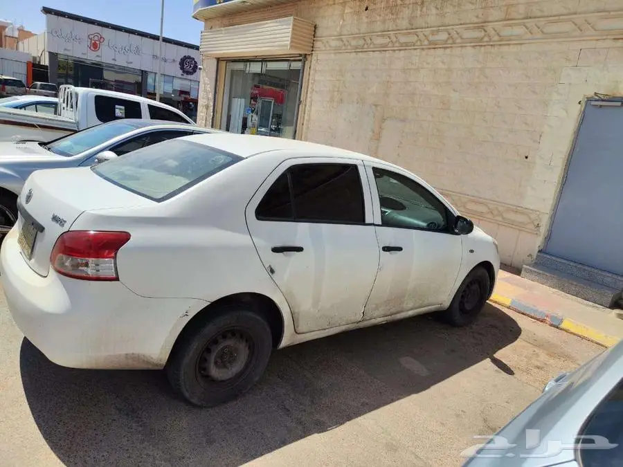 يارس 2011 اتوماتيك 1