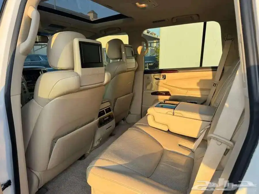 جيب لكزس LX570 موديل 2012 استخدام شخصي 5