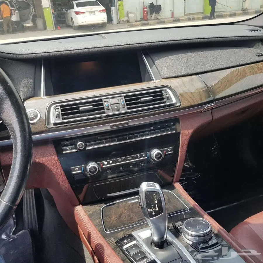 BMW 730 Li 2015 5
