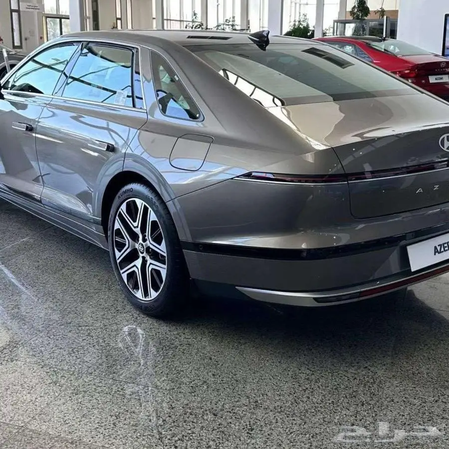هيونداي ازيرا برميوم 2025 وكاله 5